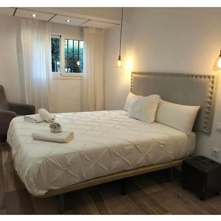 Apartamento Triana Arellano เซบีญา ภายนอก รูปภาพ