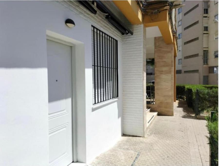 Apartamento Triana Arellano เซบีญา ภายนอก รูปภาพ