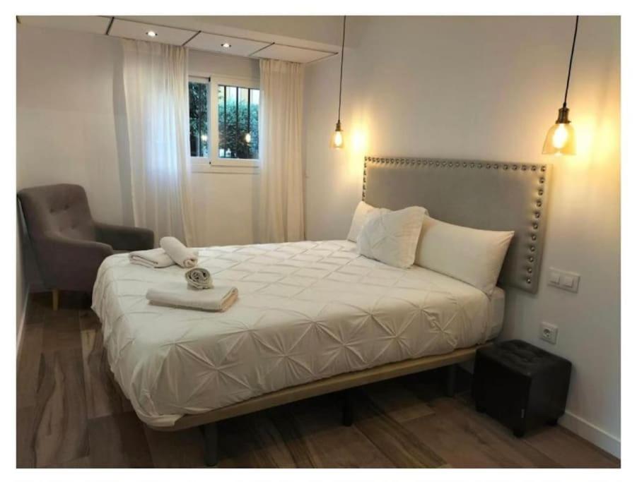 Apartamento Triana Arellano เซบีญา ภายนอก รูปภาพ